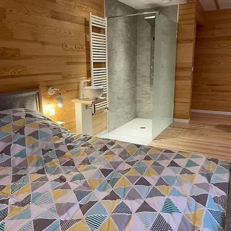 Bed & Breakfast L'ecolodge De Laeti