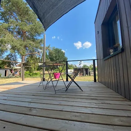L'ecolodge De Laeti לינה וארוחת בוקר Lunéville