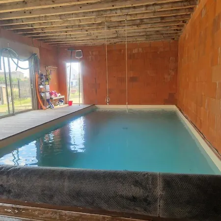 ベッド・アンド・ブレックファスト L'ecolodge De Laeti 3*